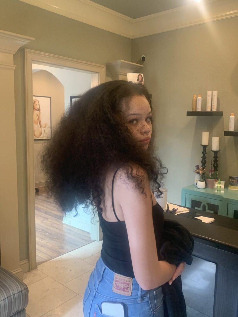 pretty girl before curly hair